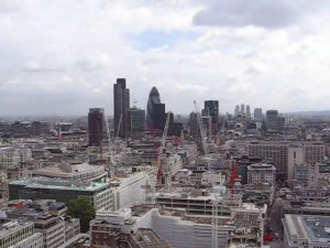 Pohled na Londýn z kopule katedrály sv. Pavla